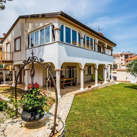 Apartment Carolina Ližnjan 외부 사진