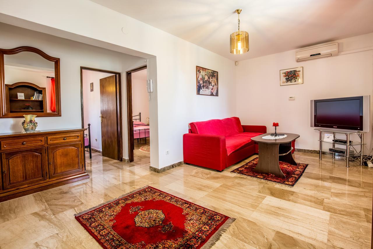 Apartment Carolina Ližnjan 외부 사진