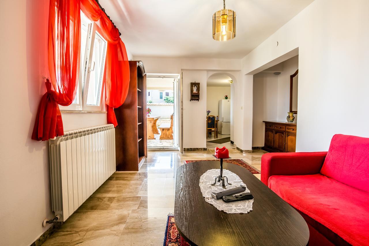 Apartment Carolina Ližnjan 외부 사진