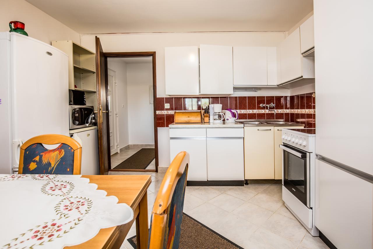 Apartment Carolina Ližnjan 외부 사진